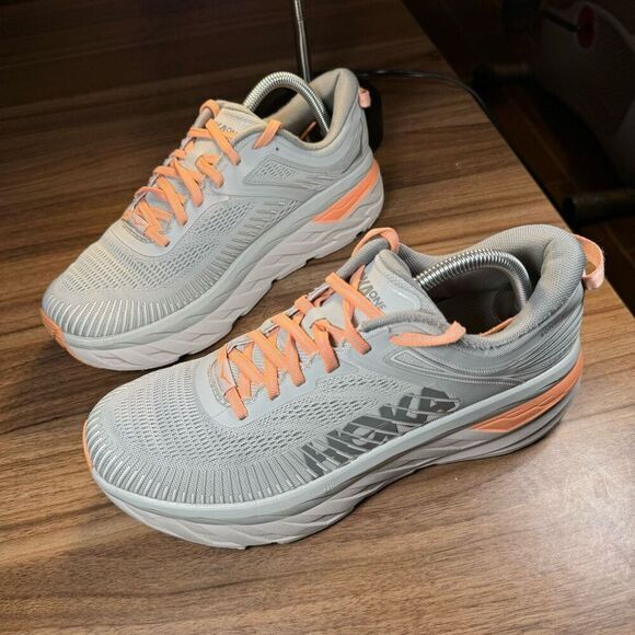 HOKA ONE ONE BONDI 7 - Women’s Running Shoes - SIZE 9.5 - Picture 2 of 9